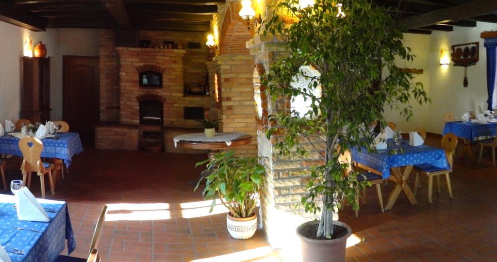 Szel Fiai Fogado Hotel Nyul Luaran gambar